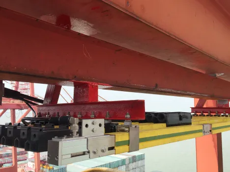 橋式機供電及資料傳輸 橋式機供電及資料傳輸